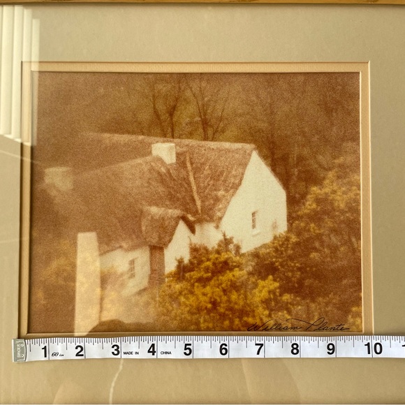 William Plante Photography Wicklow Cottage 10x8 Photo in Matted Oak Wood Frame - Picture 3 of 7